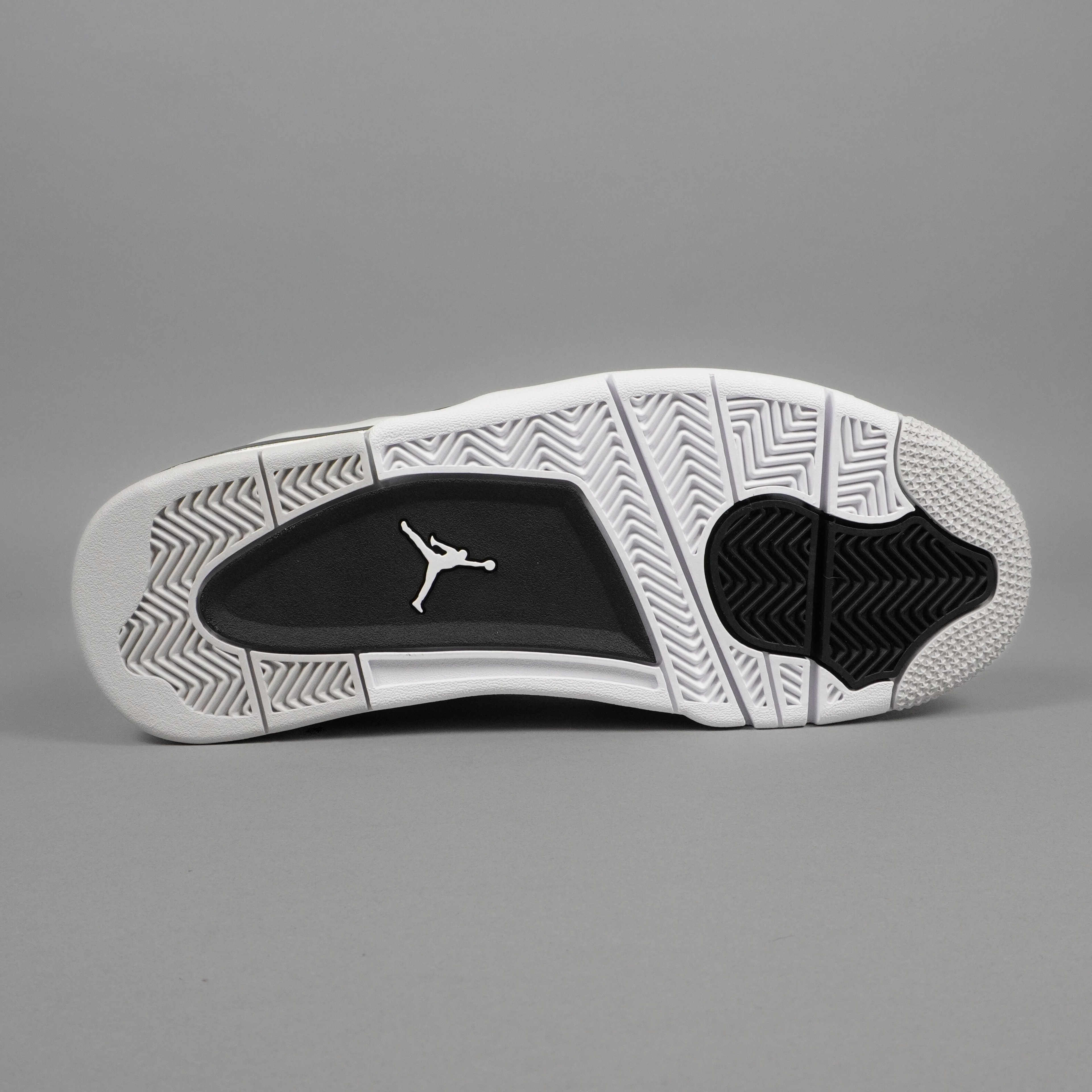 Jordan 4 Reto Military Black